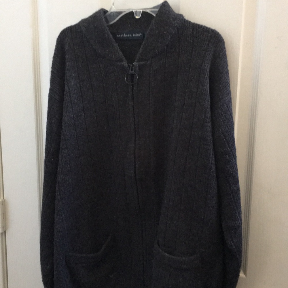 Men’s northern isles zip front sweater xl